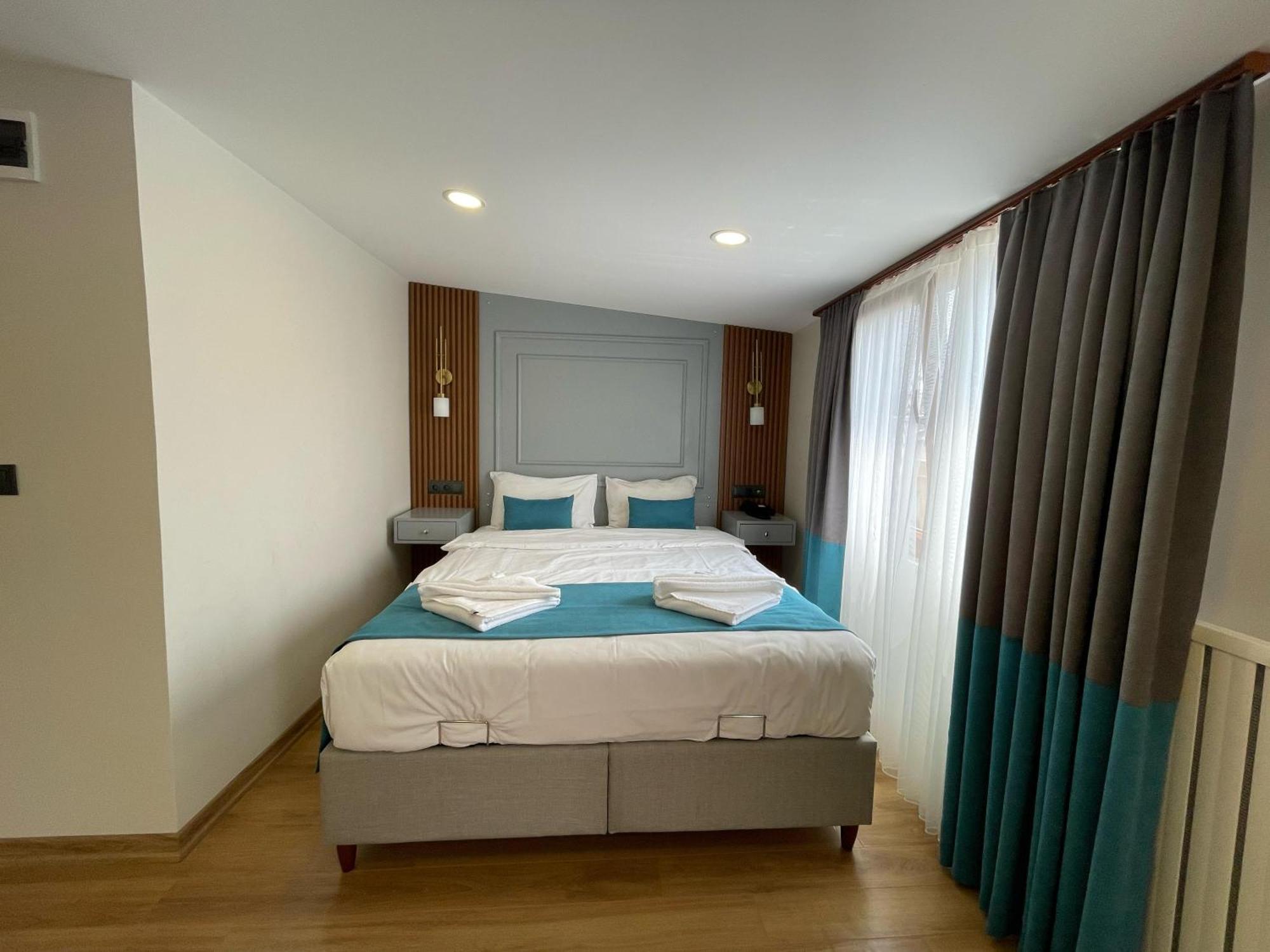Lynda Hotel Istanbul Exterior photo