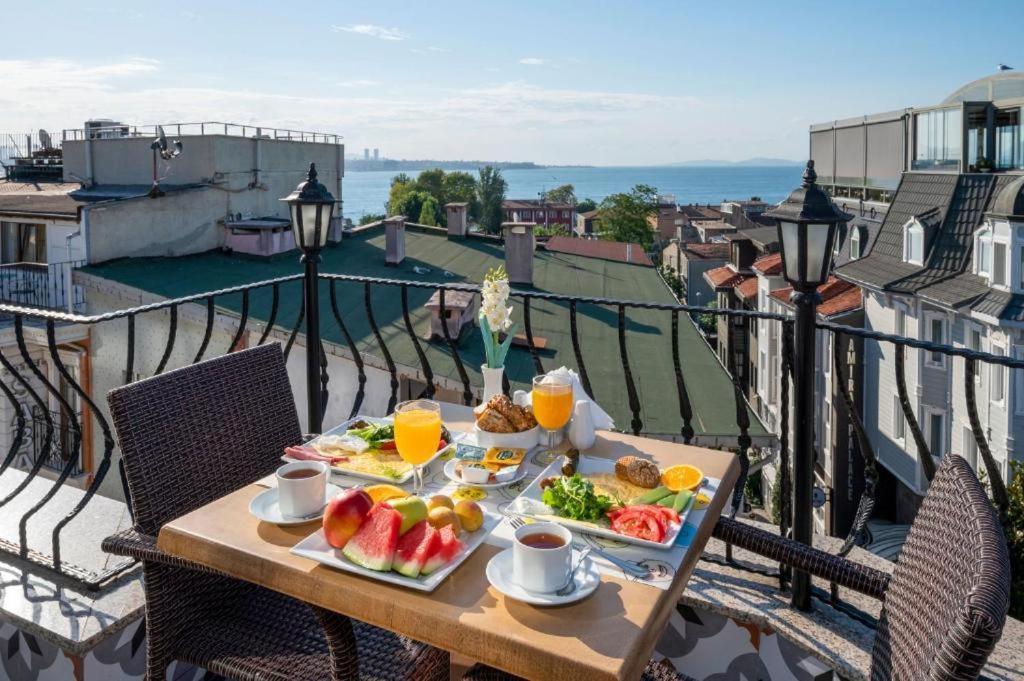 Lynda Hotel Istanbul Exterior photo